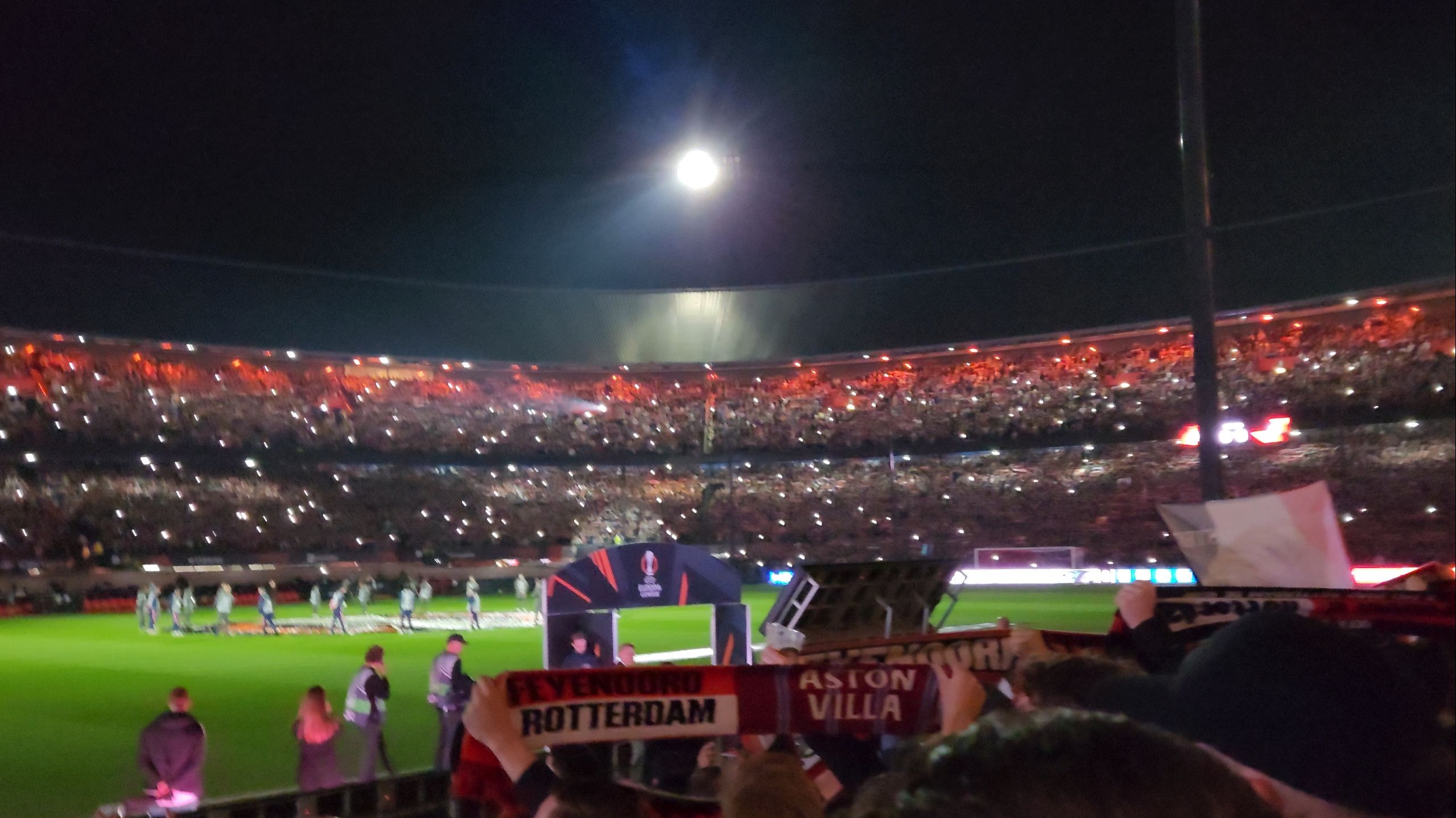 九游下载安装-关键时刻阿斯顿维拉遗憾出局——欧联节点到来，媒体盛赞，临场指挥获称赞(mc史蒂夫和艾利克斯的故事)