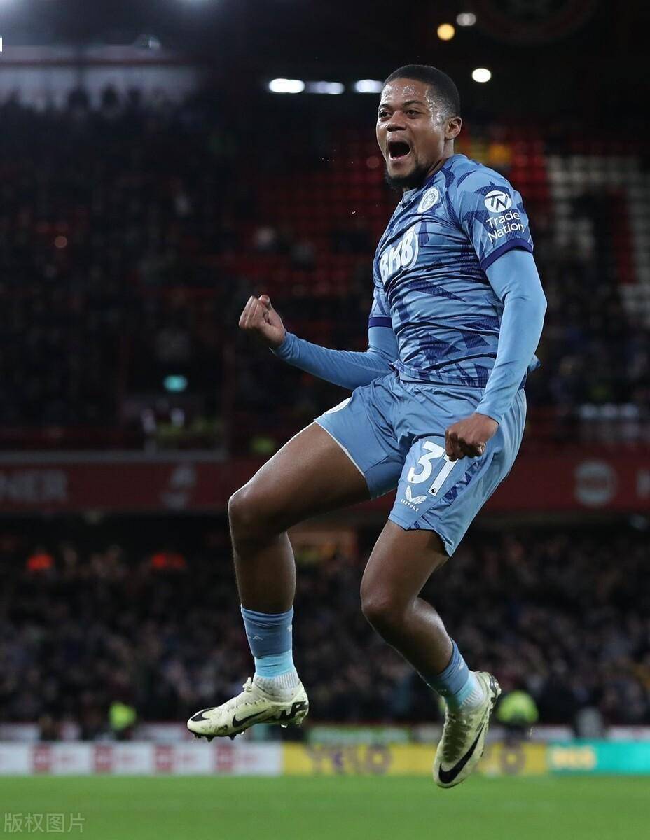 九游下载安装-阿斯顿维拉球员助跑成功