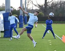 九游体育官网-切尔西防线松动赛后波尔图备战英超,控场能力受关注看傻球迷(波尔图vs切尔西录像)